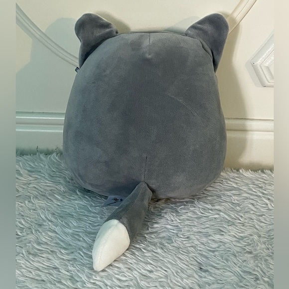 Willy 8” Squishmallow - Picture 6 of 6